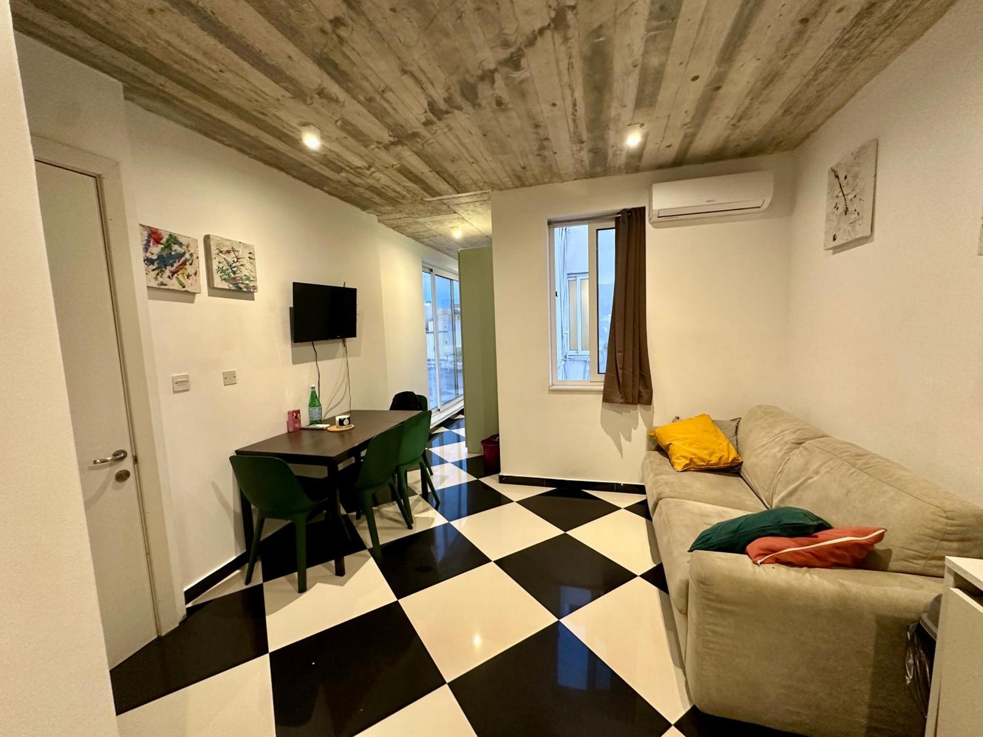 Paceville Sea View Penthouse With Jacuzzi! Saint Julian's Exterior photo