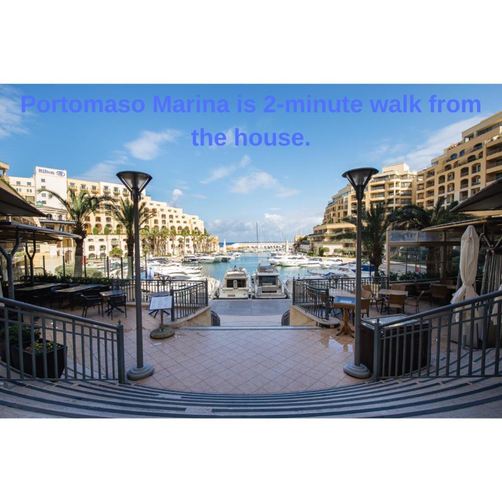 Paceville Sea View Penthouse With Jacuzzi! Saint Julian's Exterior photo